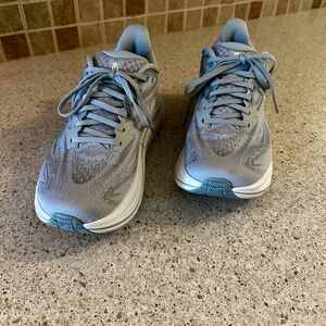 Hoka One One Clifton 10 Women's Gray Sneakers